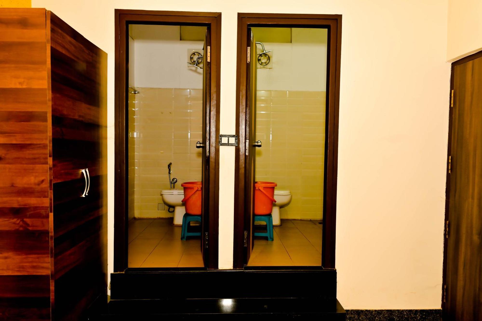 Townhouse Mk Hotel Chikmagalūr Exterior foto