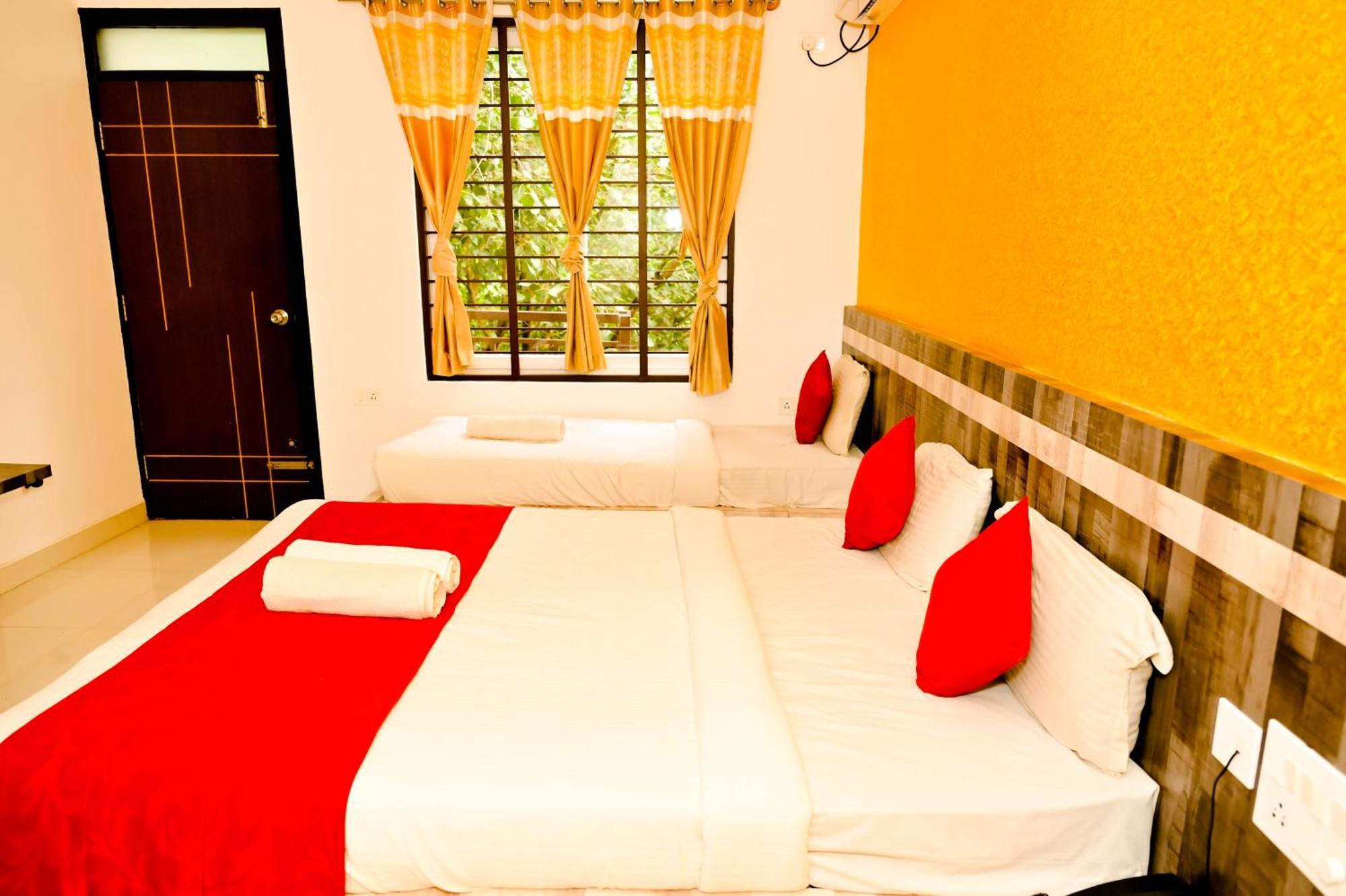 Townhouse Mk Hotel Chikmagalūr Exterior foto
